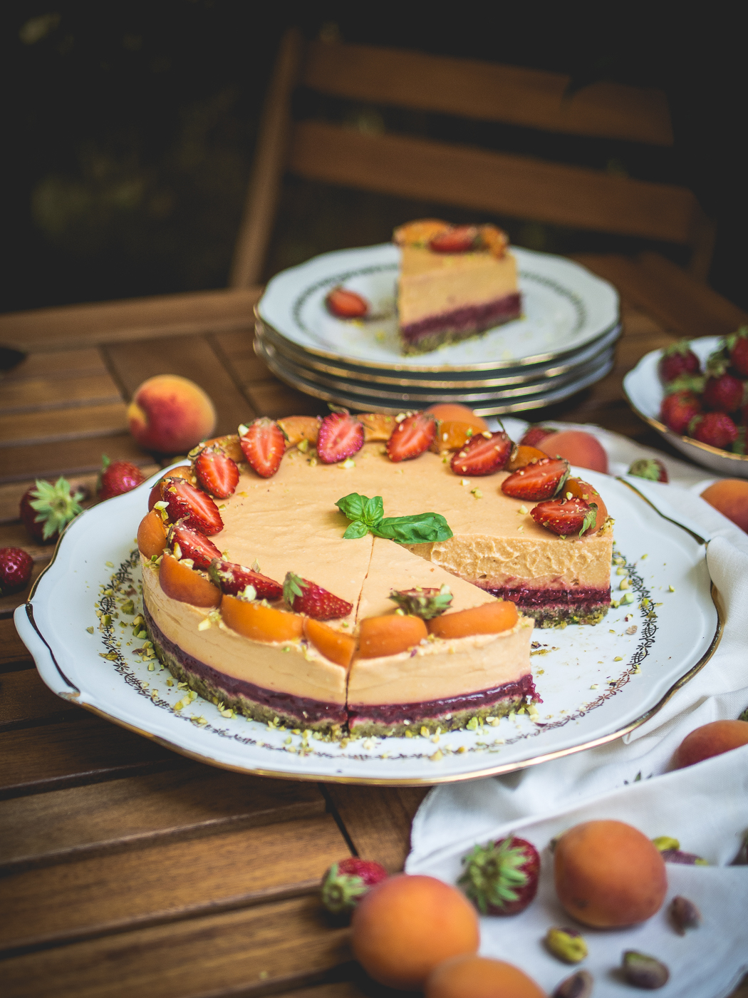 Entremets abricot/thym/vanille – Cream de Gourmandise